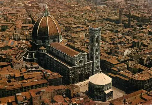 Italy Firenze Duomo e Battistero vista aerea