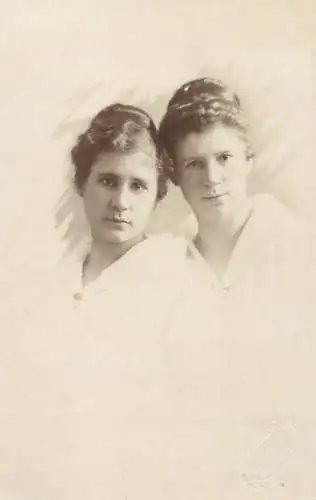 Social history women with folklore costumes group photo
