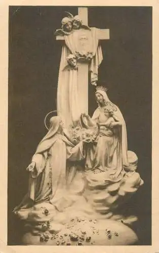 Chapelle des Carmelites de Lisieux Groupe sculpte dominant le Maitre Autel