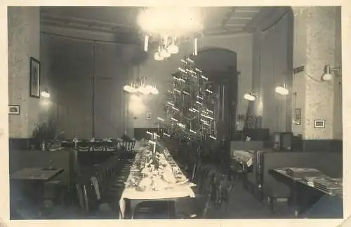 Dining hall restaurant place to identify