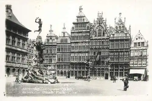 Belgium Antwerpen Grand Place & Brabo fountain