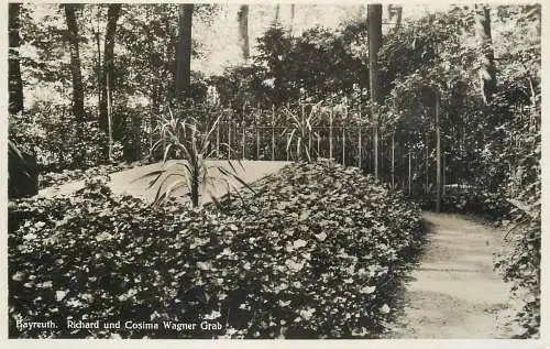 Germany Bayreuth Rchard und Cosima Wagner Grab