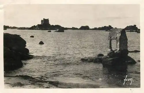 France Ploumanac'h La baie interieure de l'Oratoire de St Guirec