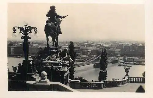 Hungary Budapest Danube panorama Jeno herceg szobraval