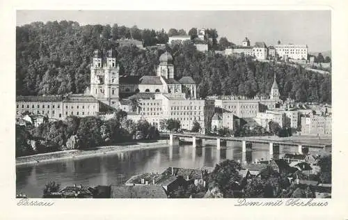 Germany Passau Dom mit Oberhaus