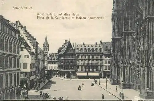 France Strasbourg Place de la Cathedrale et Maison Kammerzell