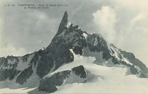 Italy Courmayeur Vallee d'Aosta Dent du Geant