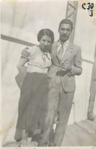 Roman Romania anonymous persons instant photo couple posing