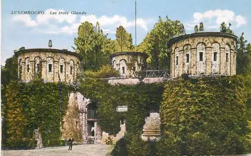 Luxembourg Le Trois Glands