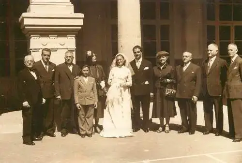Anonymous persons marriage wedding souvenir photo