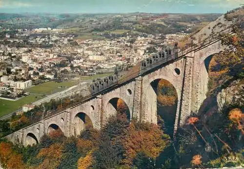 France Lourdes Pic du Jer Croisement des Funiculaires sur le Viaduc