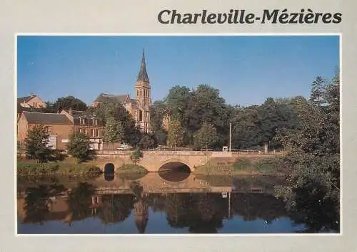 France Charleville-Mézières boutique Notre Dame bords de Meuse