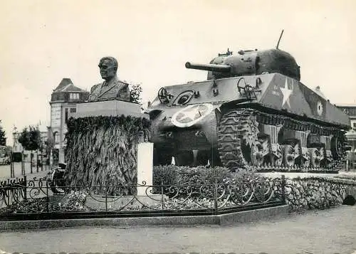 Belgium Bastogne Le & le Buste du General Mac Auliffe