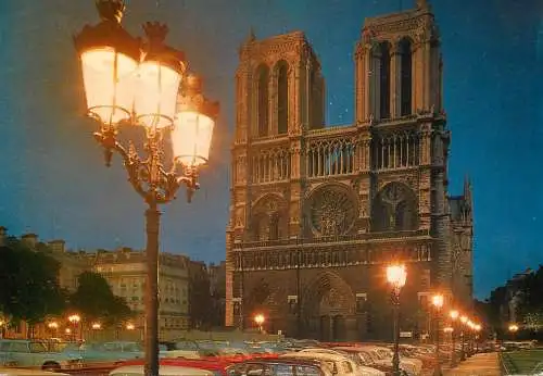 France Notre Dame de Paris vue de nuit