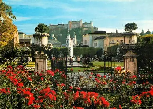 Austria Salzburg Mirabellgarten gegen Dom und Feste Hohensalzburg