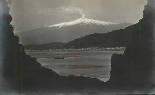 Erupting volcano place to identify nocturnal aspect