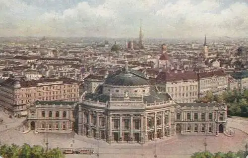 Austria Wien Ausblick vom Rathausturm gegen das Burgtheater