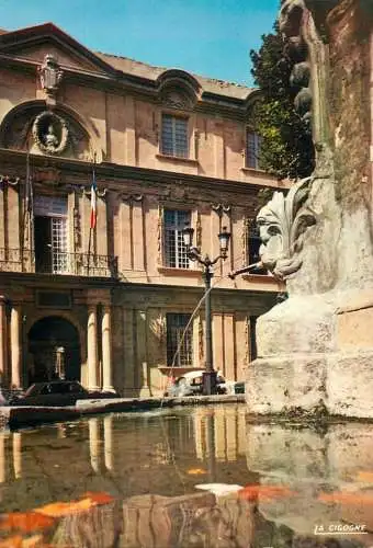 France Aix en Provence hotel de ville Fontaine des Augustins
