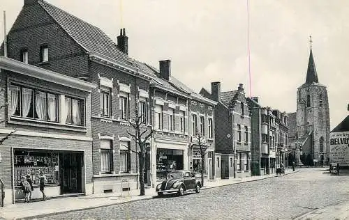 Belgium Mortsel St. Benedictusstraat en Kerk