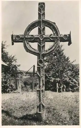 Romania votive cross mormant