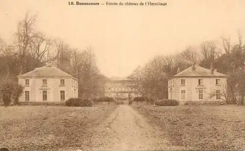 France Bonsecours entree du chateau de l'Hermitage