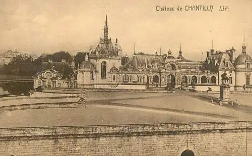 France Chantilly castle