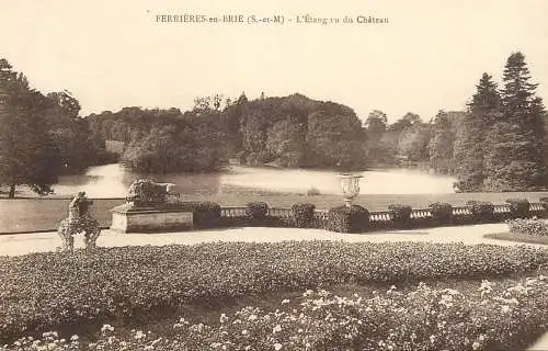 France Ferrieres en Brie castle lake