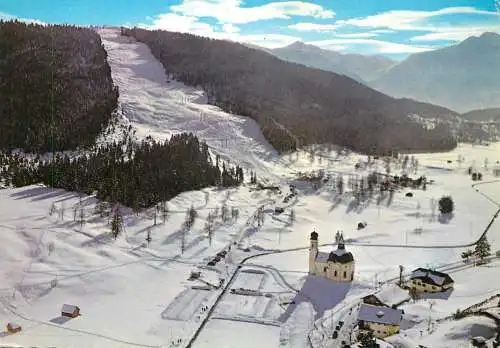 Austria Tirol Seefeld Slalomhang mit Sessellift Gschwandkopf und Eissportanlage
