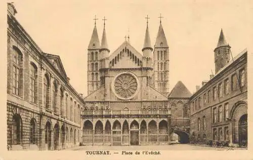 cpa Belgique Tournai Place de l'Eveche