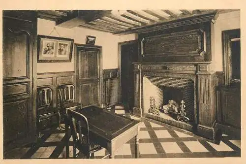 cpa Belgique Vestibule des Buissonnets cheminee of Sainte Therese