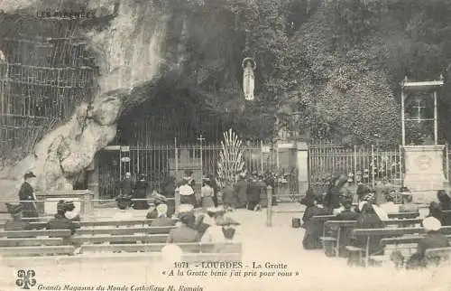 cpa France Lourdes basilique