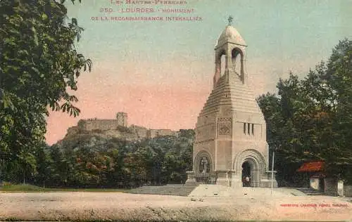 cpa France Lourdes monument