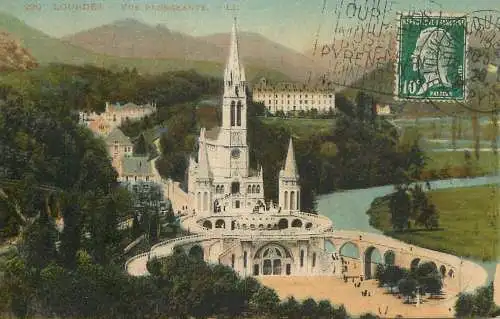 cpa France Lourdes basilique