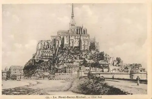 cpa France Le Mont Saint Michel la salle des chevaliers