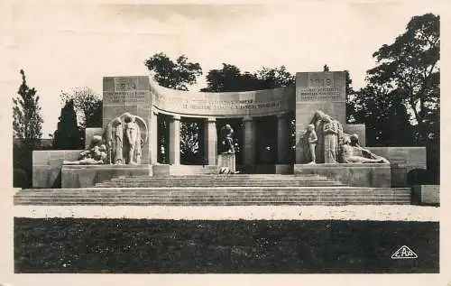 cpsm France Reims monuments aux morts