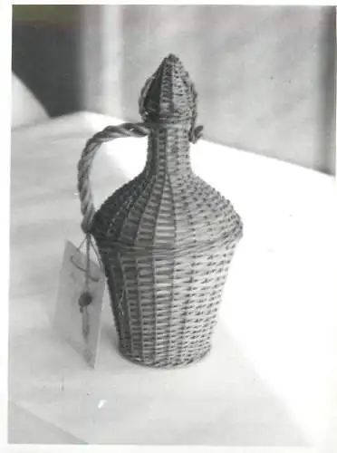 Photography Objects photo 9 x 12 cm demijohn made of woven wood