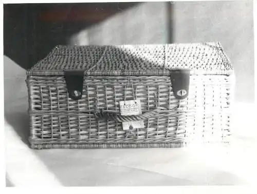 Photography Objects photo 9 x 12 cm wicker storage box
