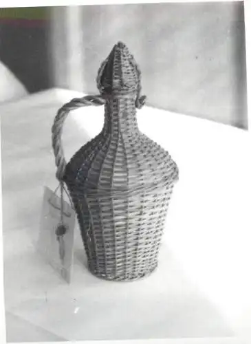 Photography Objects photo 9 x 12 cm wooden demijohn