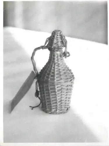 Photography Objects photo 9 x 12 cm wooden demijohn