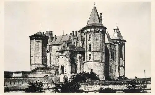 cpsm France Saumur castle