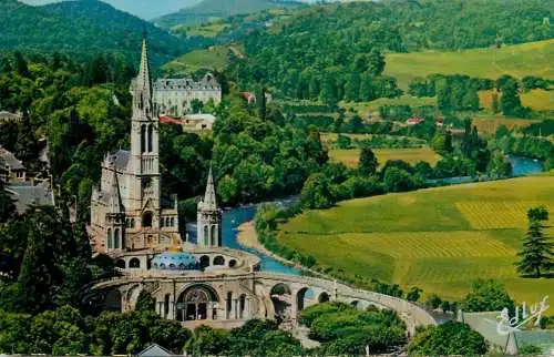 cpsm France Lourdes basilique