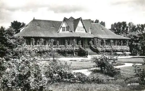 cpsm France Vichy Golf House
