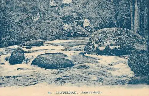 cpa France le Huelgoat sortie du Gouffre