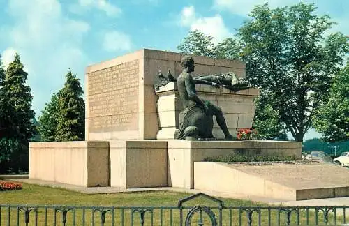 Luxembourg Place de la Constitution Monument du Souvenir 1914-1918