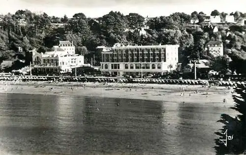 France Perros Guirec plage de Trestraou