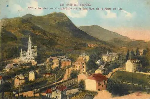 France Lourdes basilique