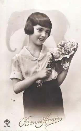 Children postcard elegant girl coiffure flowers bonne annee