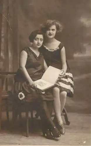 Romania souvenir photo studio Oravita