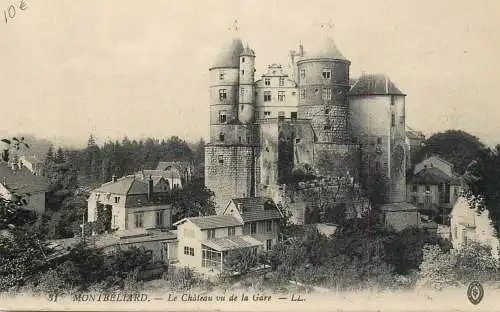 Montbeliard le chateau vu de la gare
