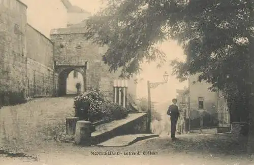 Montbeliard entree du chateau